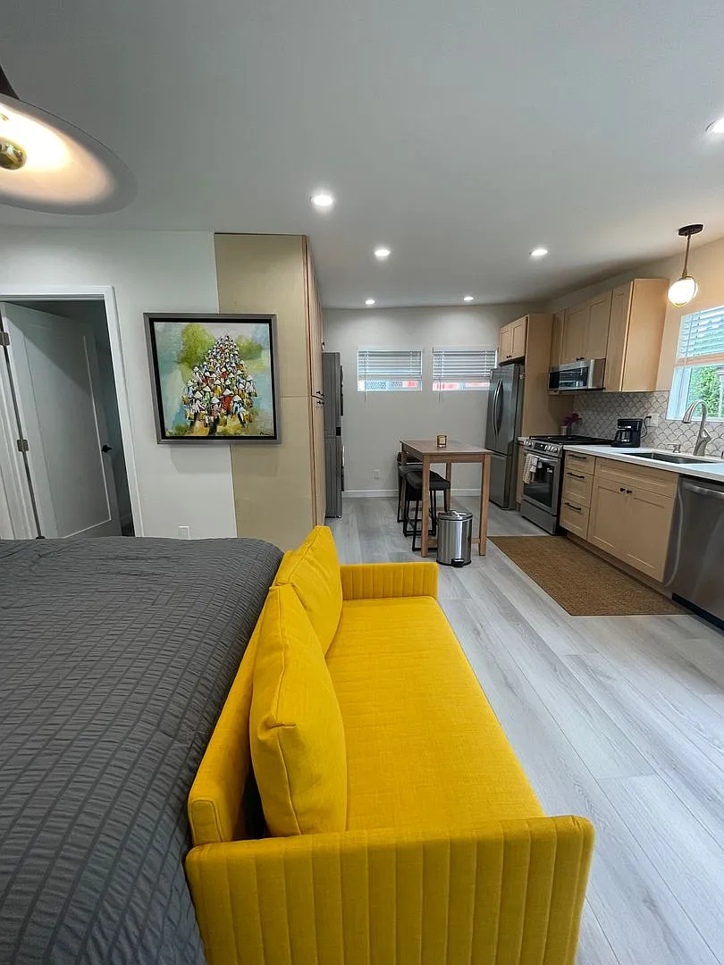 Charming Brand-New Studio ADU for Rent Private & Modern Living — Photo 3