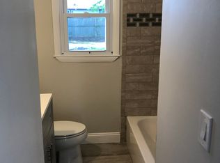 15 Elmsford Rd, Bridgeport, CT 06606