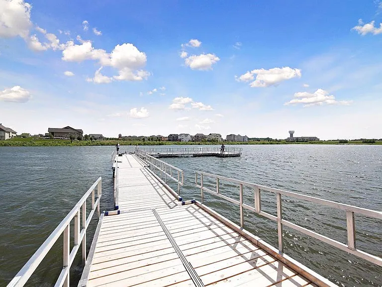 15430 Eagle Creek Way — Photo 41