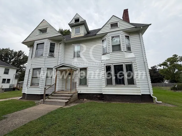 1218-2 N Walnut St, Danville, IL 61832