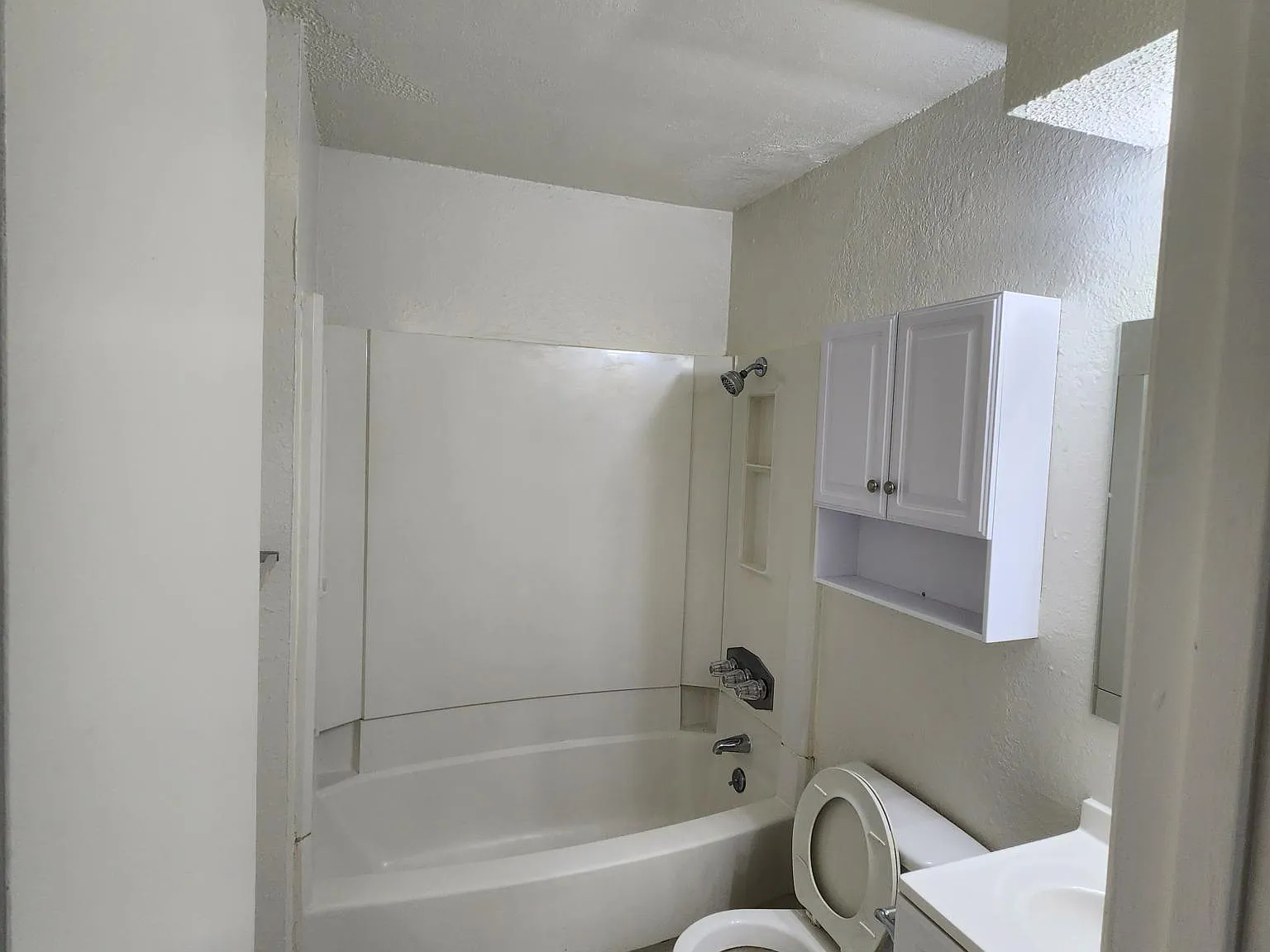 3804 Rocky Hollow Trl — Photo 4