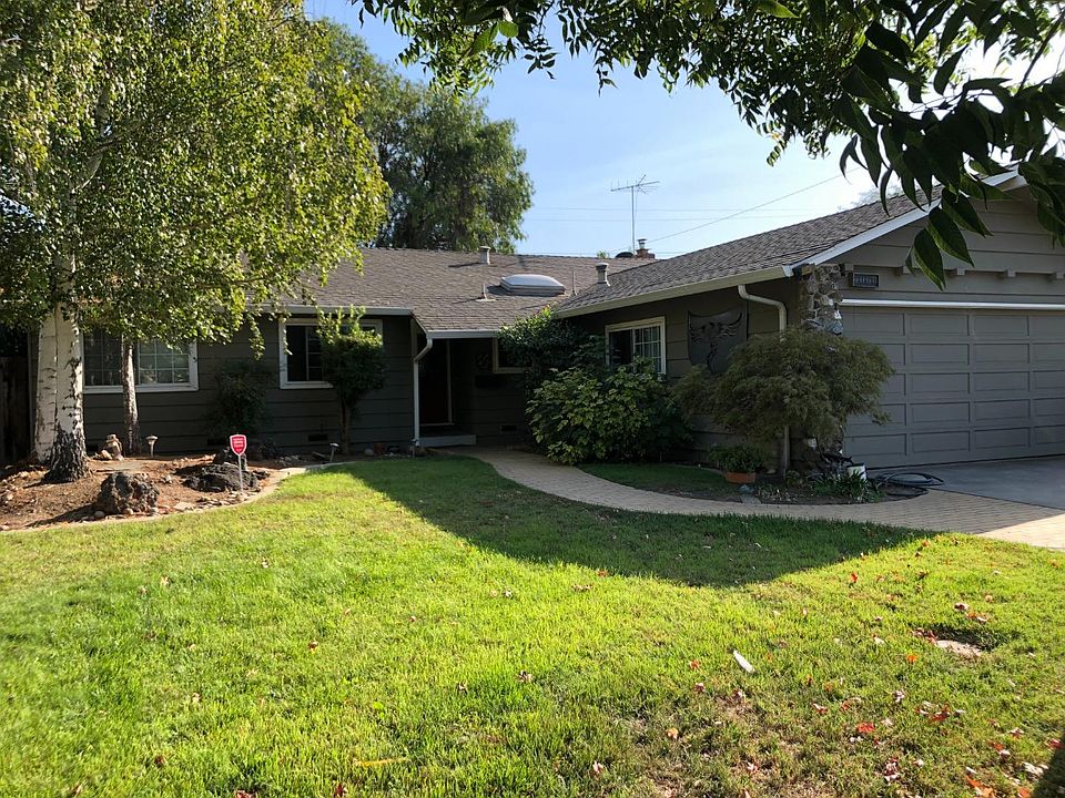 1st image of 4068 Teale Ave