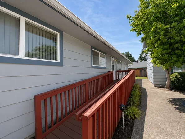 529 NE 113th Ave, Portland, OR 97220
