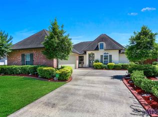 14432 Town Dr, Baton Rouge, LA 70810