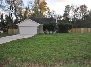 12102 Walraven Rd, Huffman, TX 77336