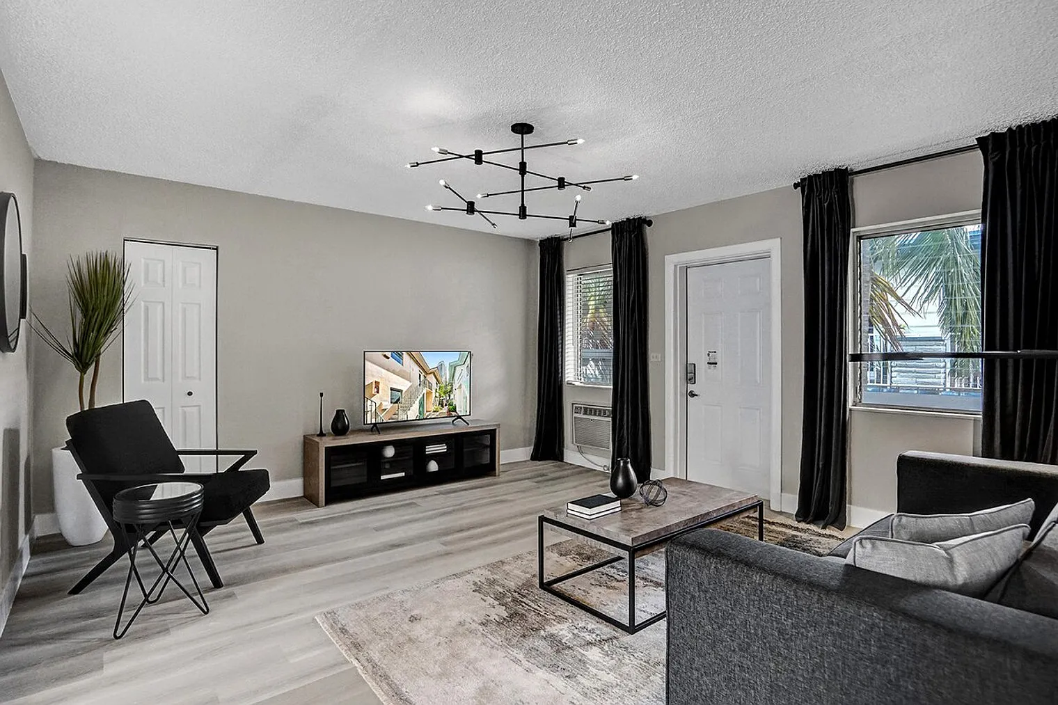 2 bed, 2.0 bath, 1097 sqft, $9,169 — Photo 3