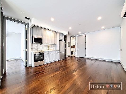 1st image of 408 Suydam St #2A
