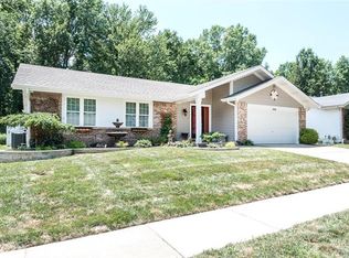 5118 Suson Way Ct, Saint Louis, MO 63128