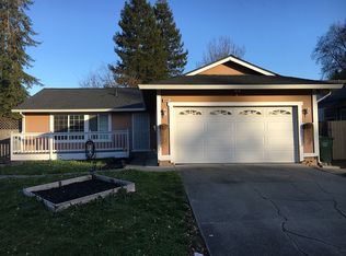 6094 Country Club Dr, Rohnert Park, CA 94928