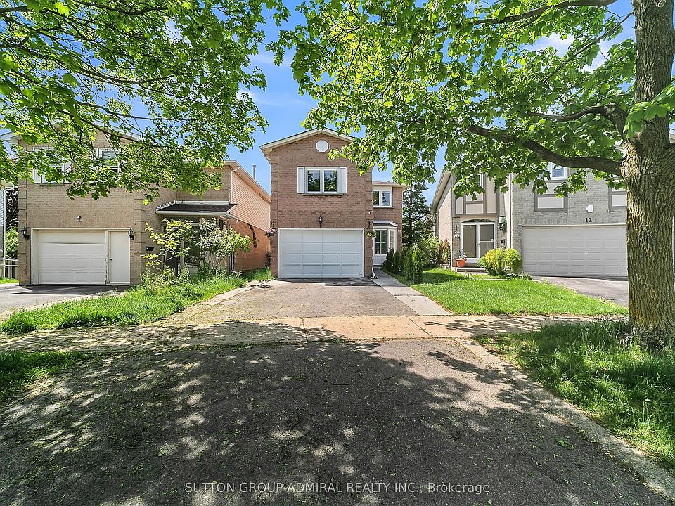 1st image of 10 Park Lane Cir