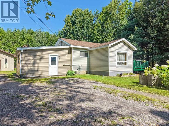 4th image of 1004 Jocko Point Rd