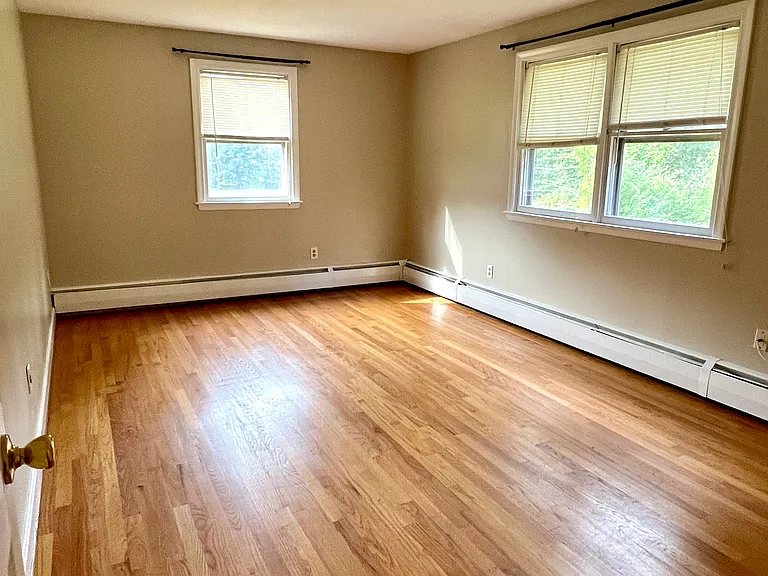 13 Meadowbrook Ln — Photo 15