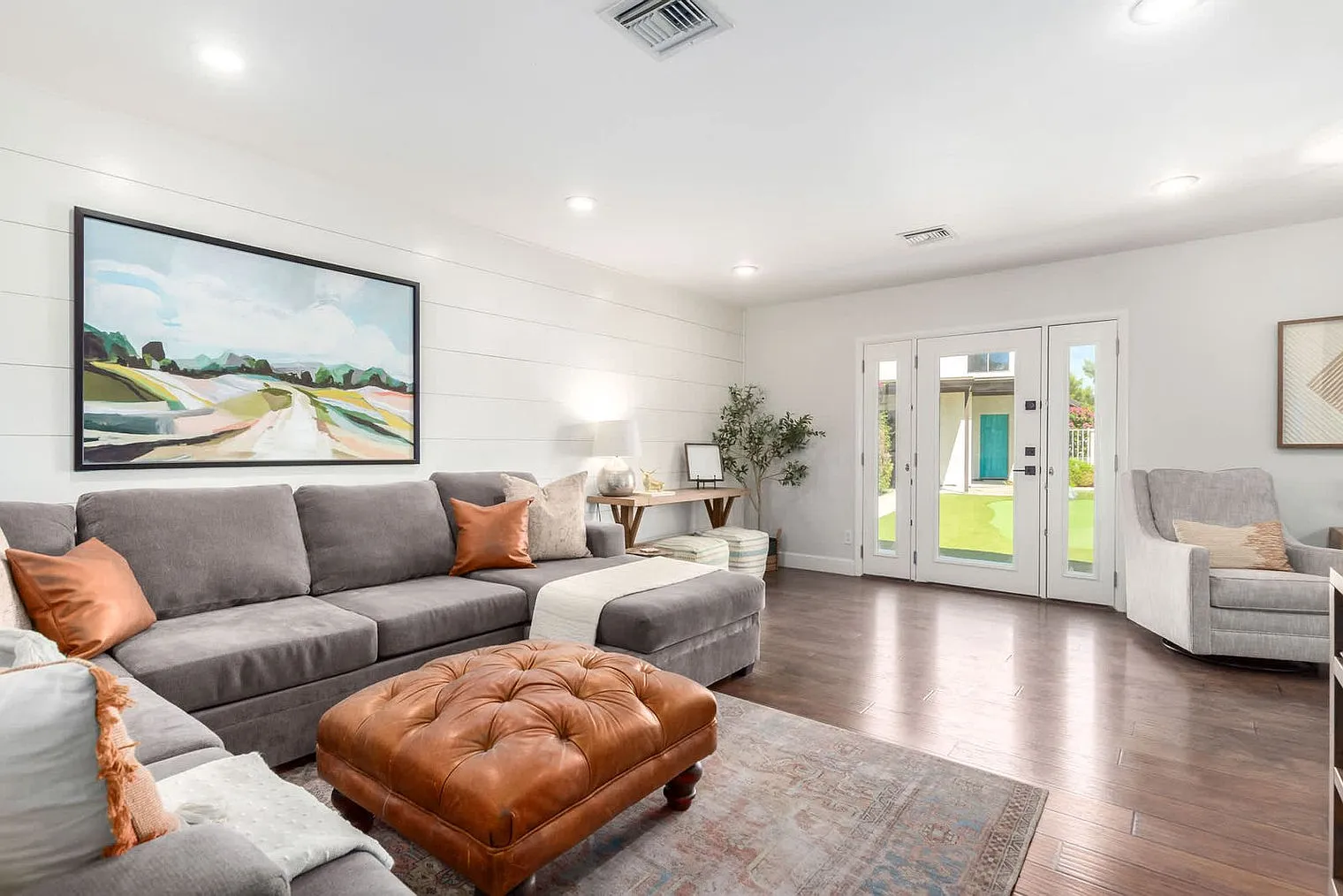7 bed, 4.0 bath, 4499 sqft, $34,940 — Photo 1