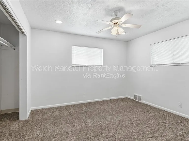 2353 Jackson Ave — Photo 13