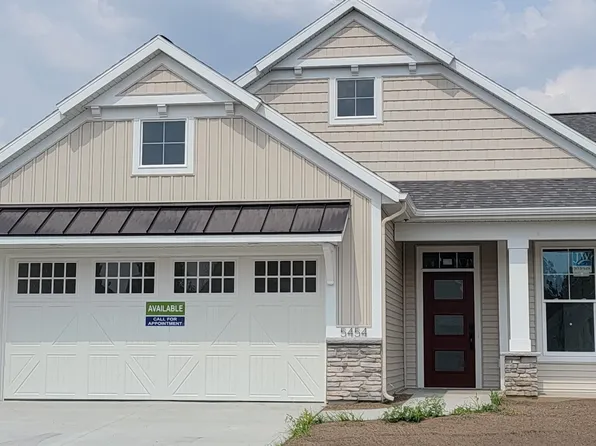 5454 Albright Ave SW #46, Grandville, MI 49418