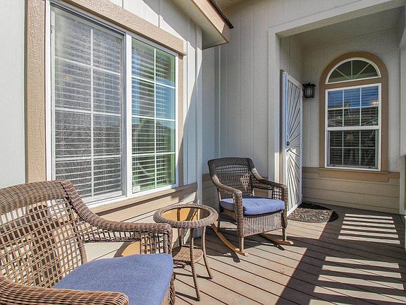 4th image of 288 Chateau La Salle Dr #288