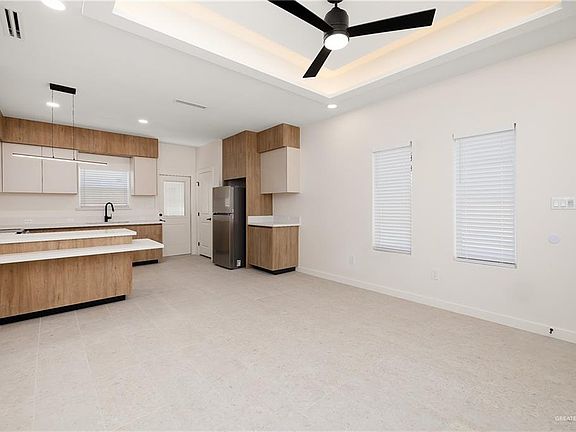 5th image of 11501 N 25th St #2