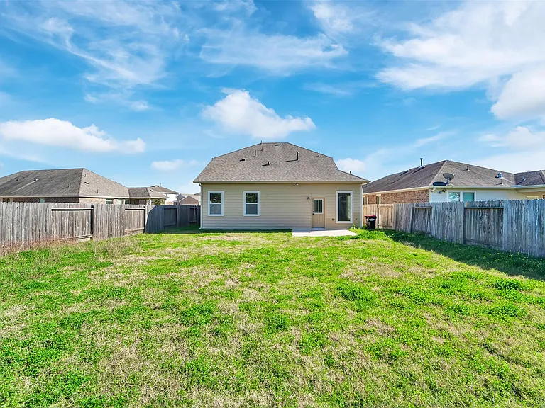 5407 Baronet Dr — Photo 36