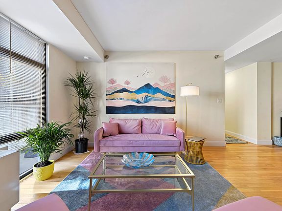 3rd image of 3536 Cambridge Ave APT 3C