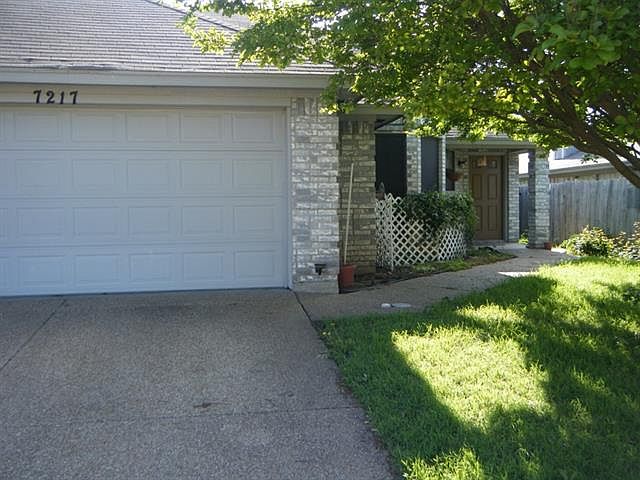 2nd image of 7217 Laurelhill Ct S