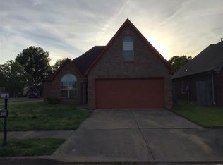 8339 Cross Point Dr, Olive Branch, MS 38654