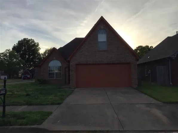 8339 Cross Point Dr, Olive Branch, MS 38654