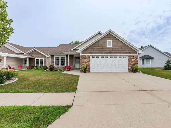 4370 44th St S, Fargo, ND 58104
