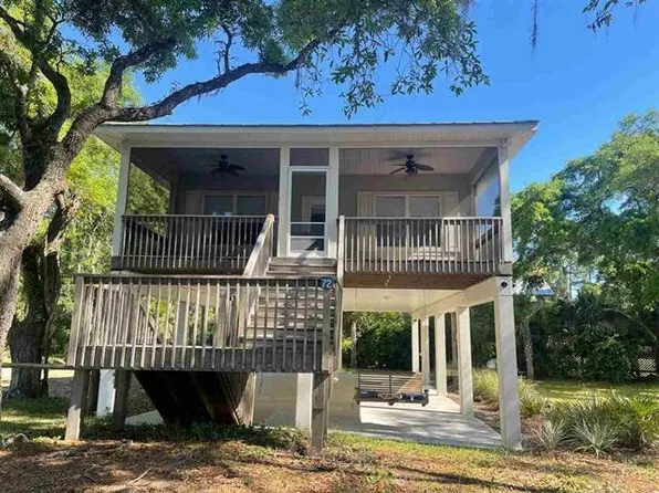 72 Driftwood Dr, Panacea, FL 32346