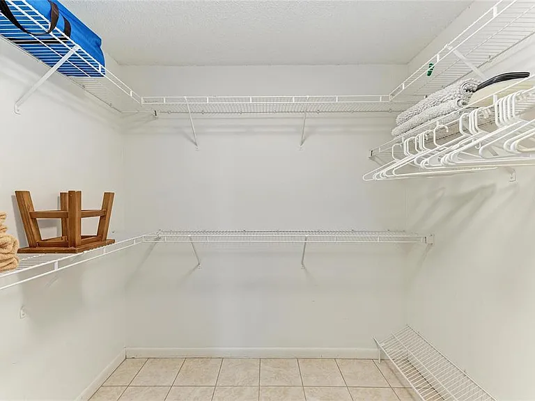 405 Bayside Ln — Photo 31