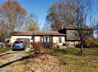 725 133rd Ave, Wayland, MI 49348