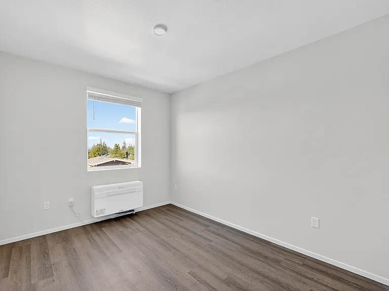 Dry Creek Crossing Apartments — Photo 45