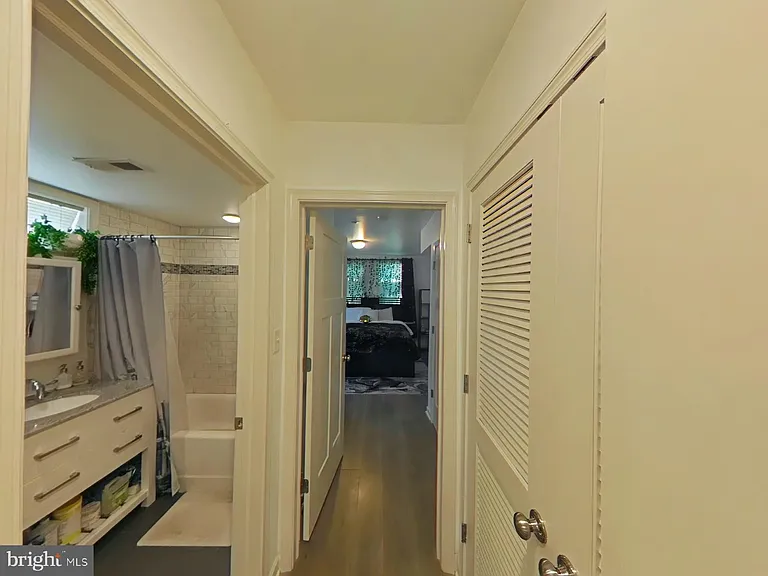 4539 Mitchell St #301 — Photo 5