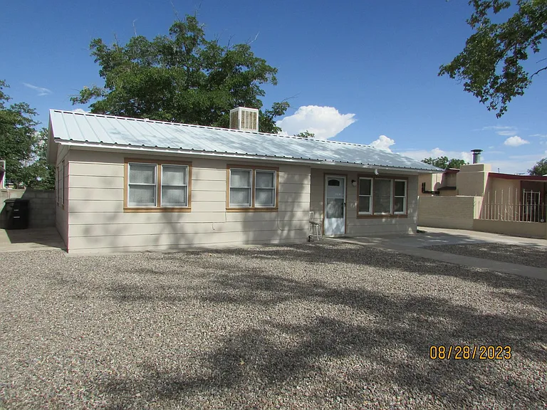 1103 S Platinum Ave — Photo 22