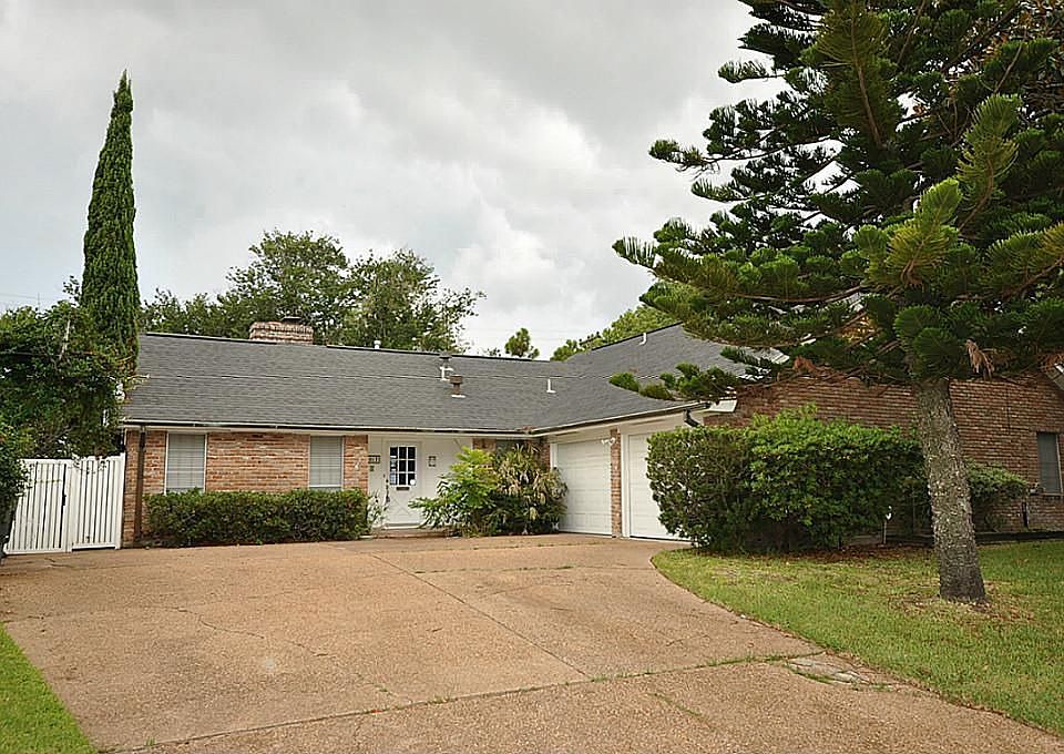 1st image of 1017 Harbor View Dr