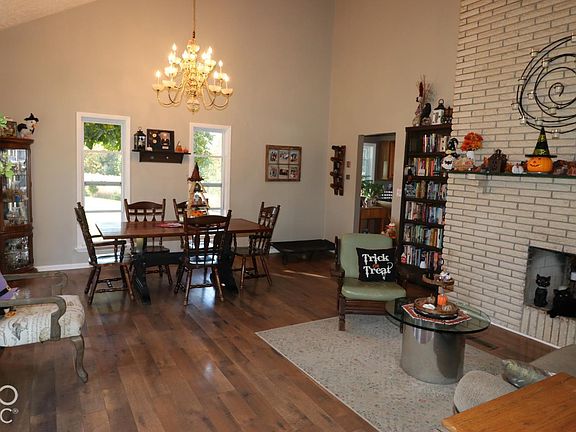 3rd image of 8187 E State Road 350