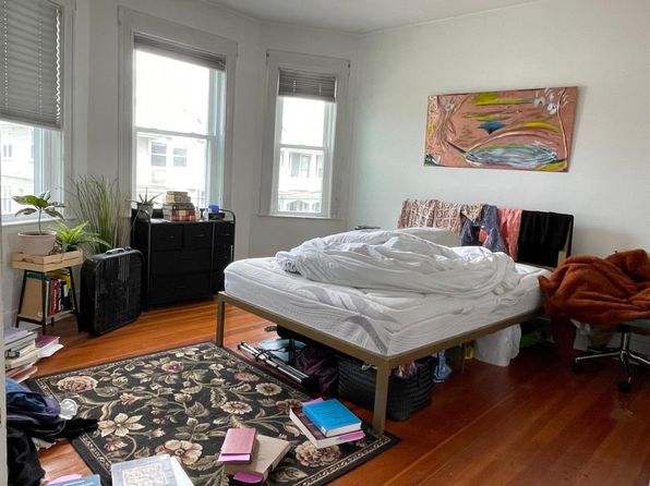 44 Frederick Ave #2