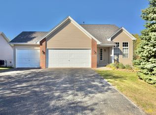 11427 Valerian Way, Roscoe, IL 61073