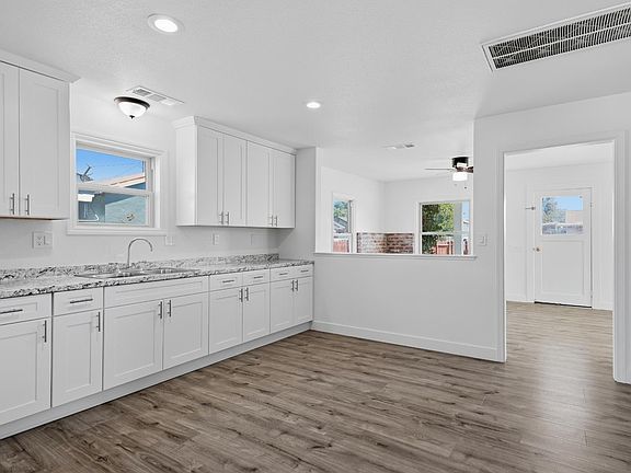 5th image of 815 Kerr Ave