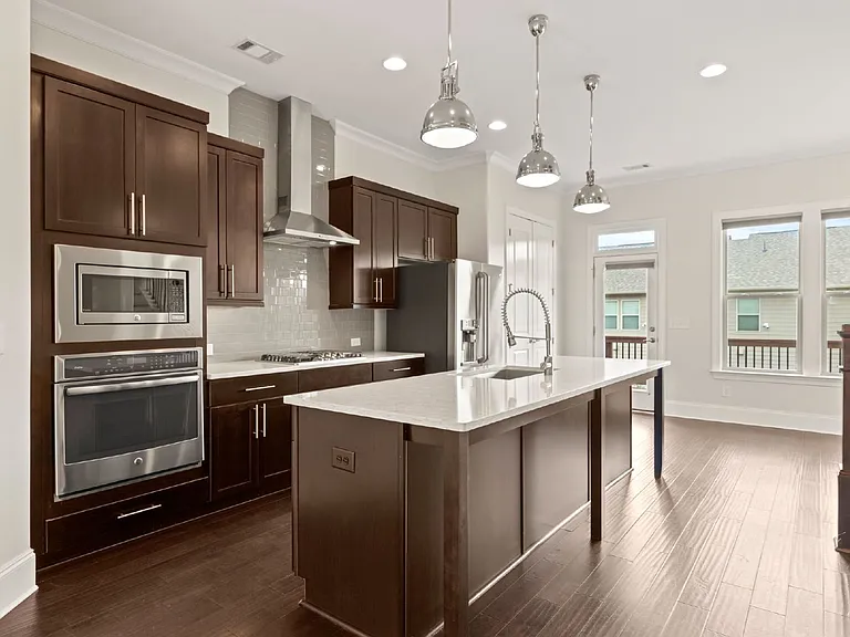 2160 Prestwick Ct NE — Photo 15