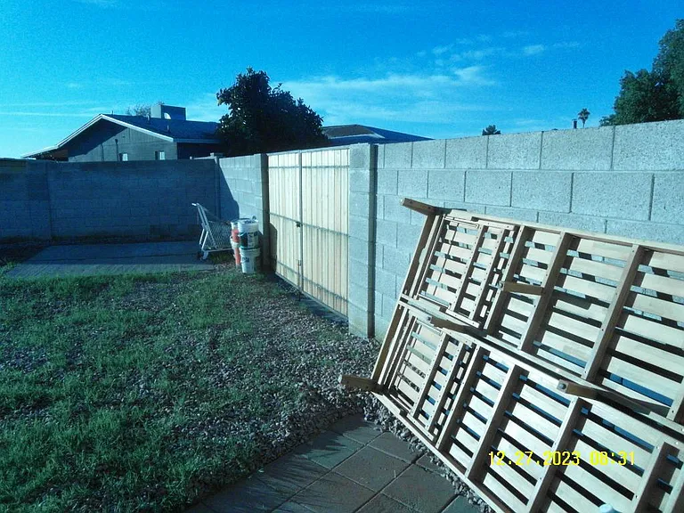 905 W Saint John Rd — Photo 22