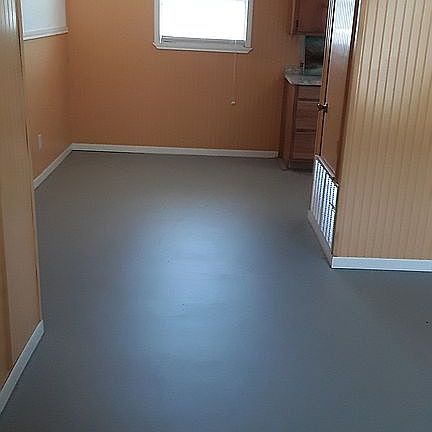 3rd image of 515 N Maddox Cor