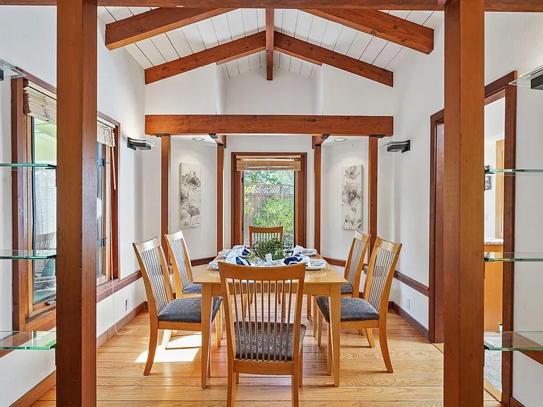 20205 Saratoga Vista Ct — Photo 10