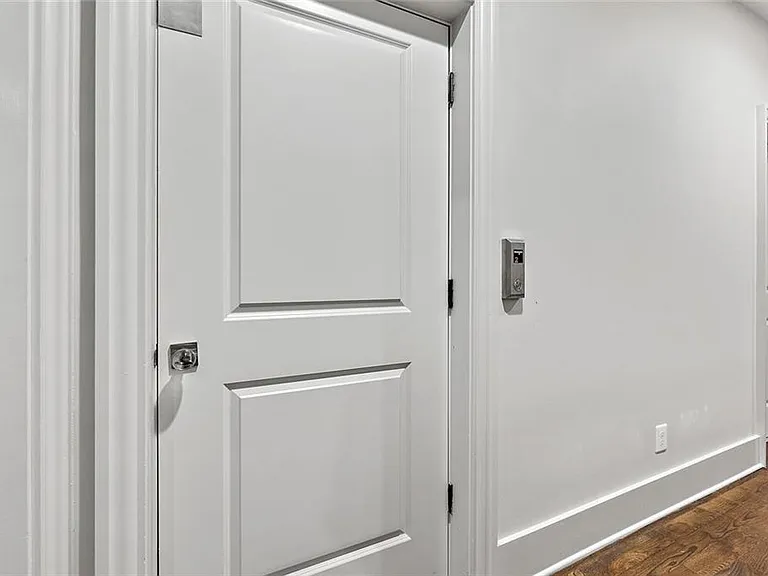 91 Park Cir NE — Photo 79