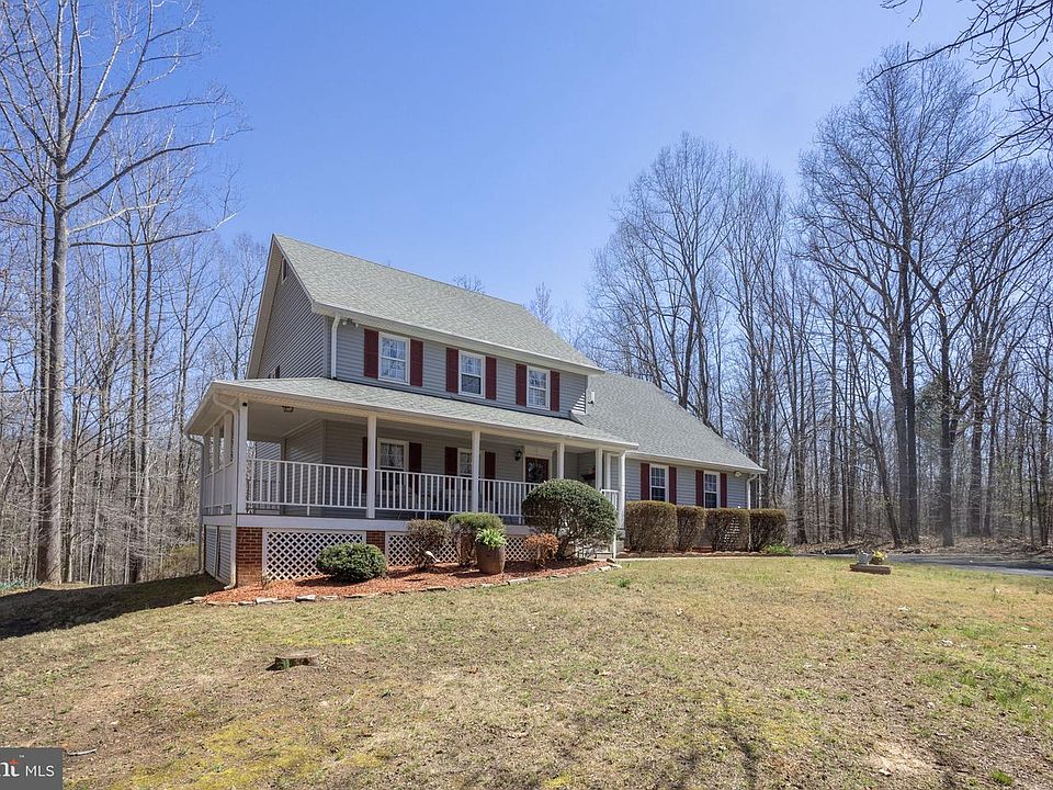 1st image of 19332 Hillcrest Ln