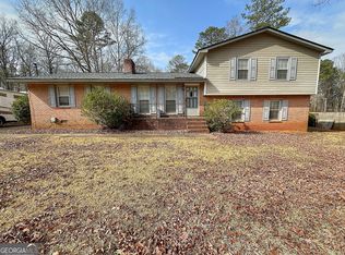 145 N Lake Dr, Lagrange, GA 30240