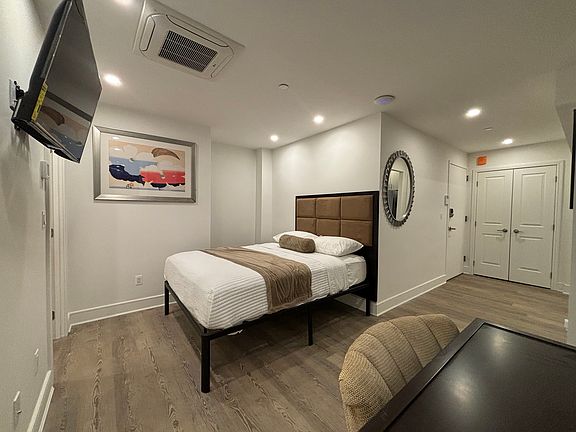 5th image of 45 W 81st St #5G