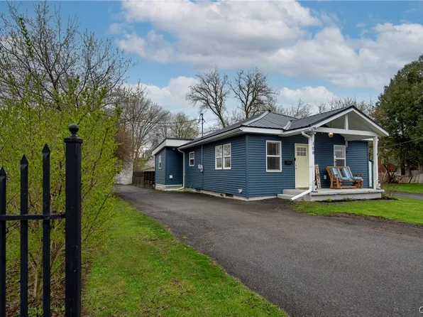 108 W Canal St, Frankfort, NY 13340