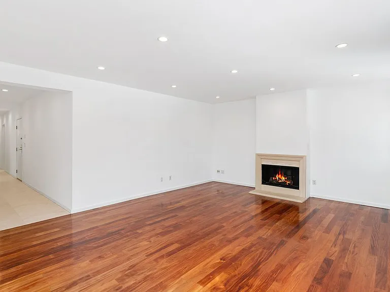 10645 Wilshire Blvd #101 — Photo 10