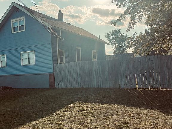 4th image of 2201 N Bellwood Ave