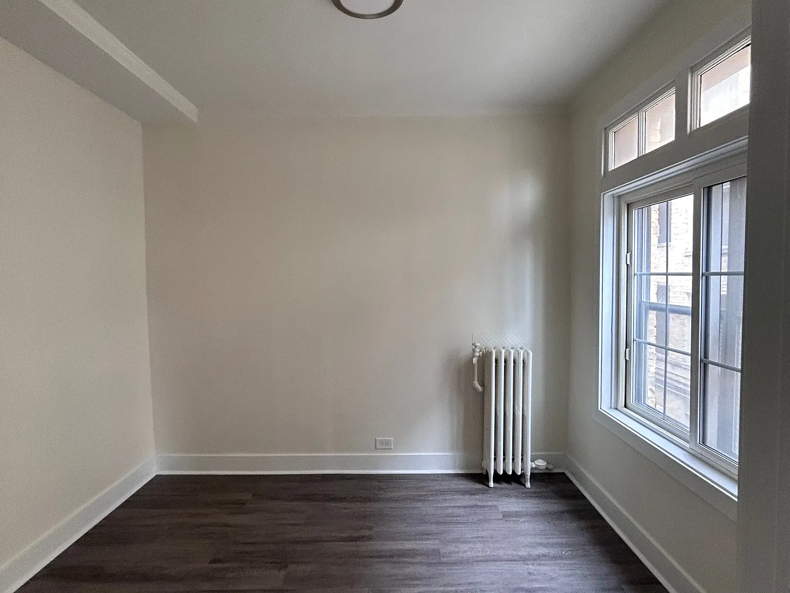 825 Main St — Photo 3